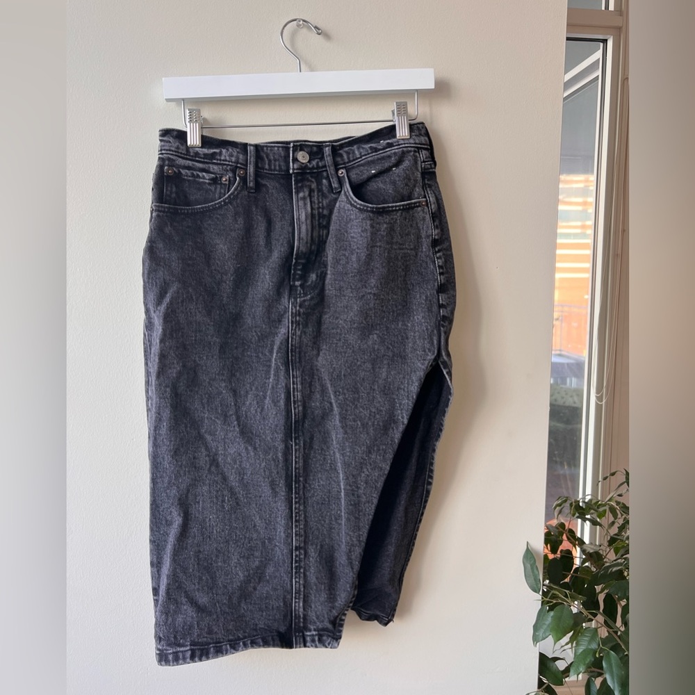 Abercrombie&Fitch Black Denim Asymmetrical Skirt SIZE 26/2